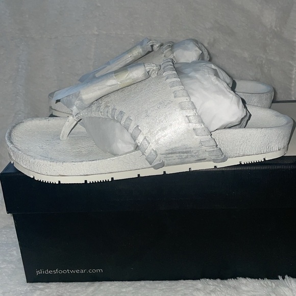 NWT J/SLIDES NIGEL Silver Metallic Suede Tassel Sandal - Picture 8 of 13